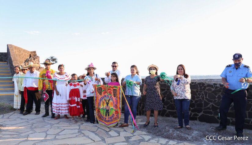 VOLCAN